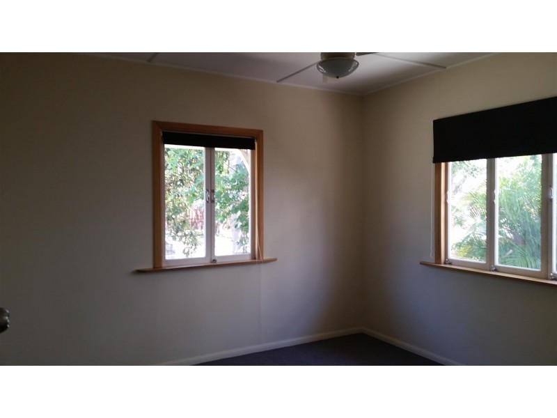 31 Ralph Street, Clontarf QLD 4019