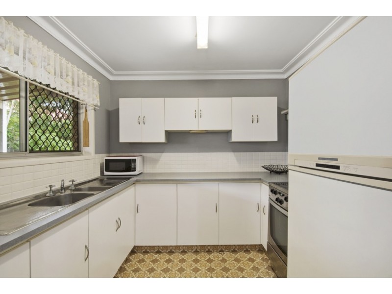47 Arthur Street, Woody Point QLD 4019