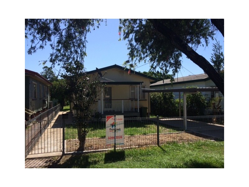 111 Dover Road, Redcliffe QLD 4020