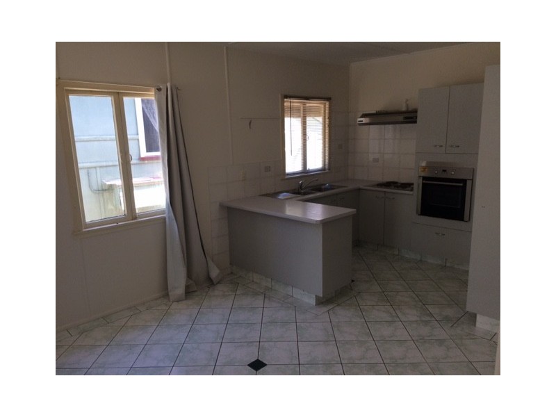 111 Dover Road, Redcliffe QLD 4020