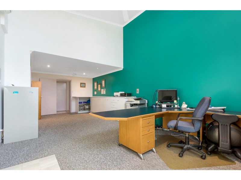 37 King Street, Woody Point QLD 4019