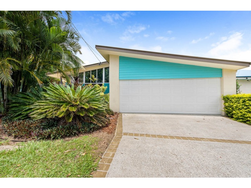 37 King Street, Woody Point QLD 4019