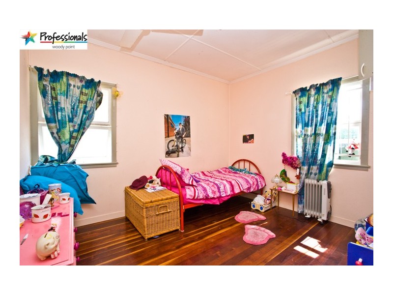 80 Ellen Street, Woody Point QLD 4019