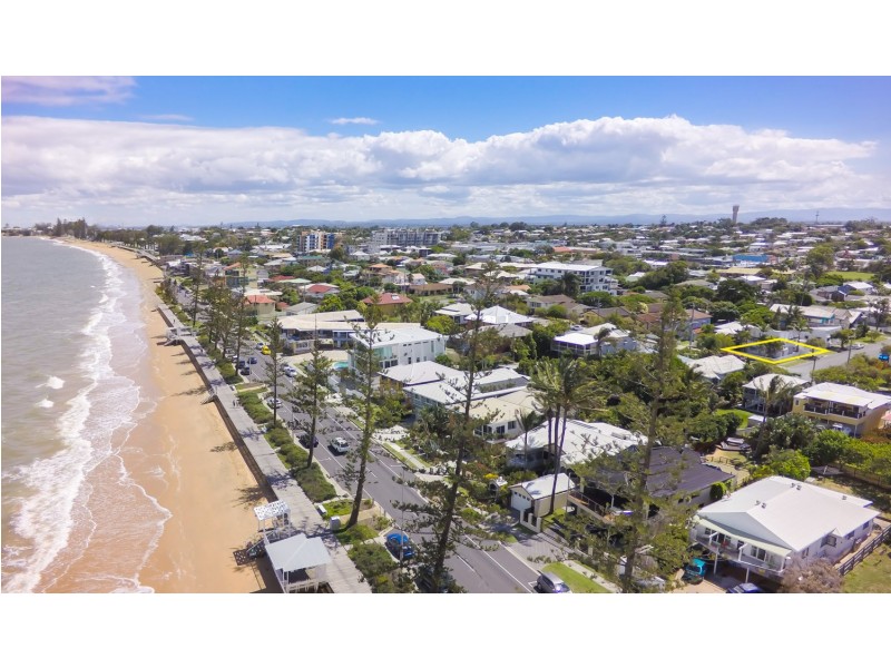 1 Bank Street, Margate QLD 4019
