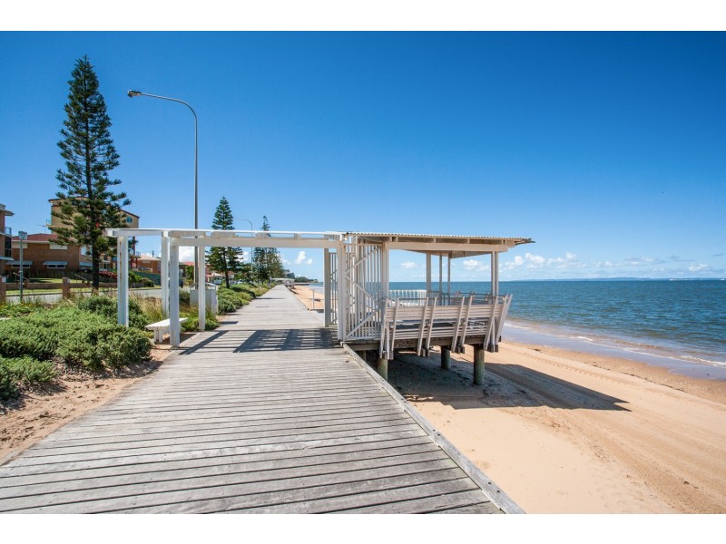 1 Bank Street, Margate QLD 4019