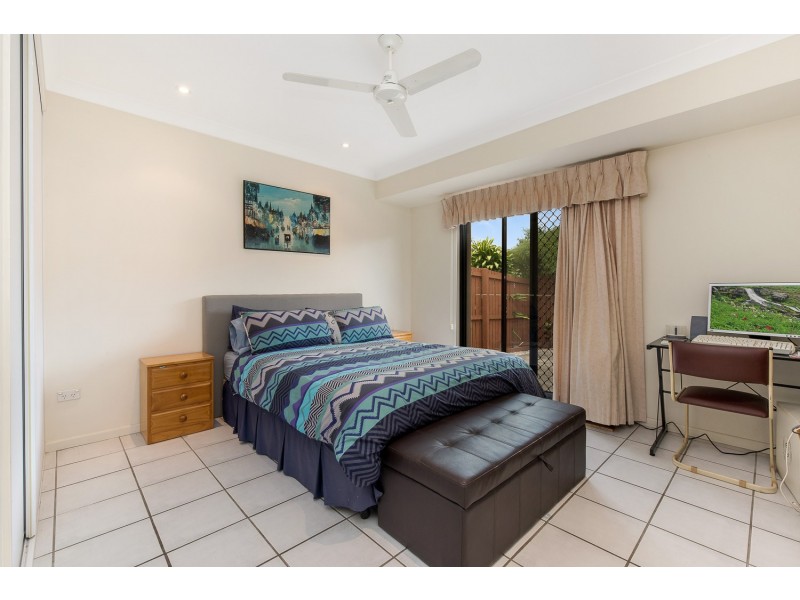 2/526 Oxley Avenue, Redcliffe QLD 4020