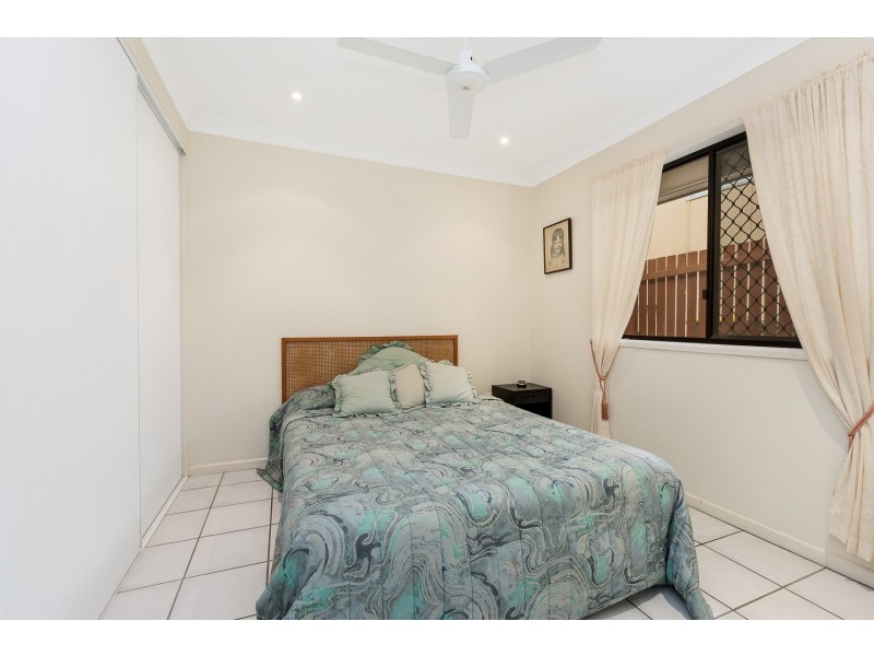 2/526 Oxley Avenue, Redcliffe QLD 4020