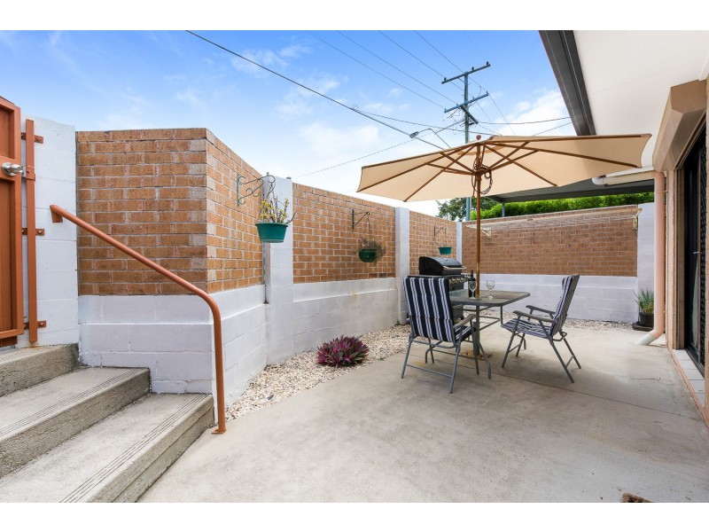 2/526 Oxley Avenue, Redcliffe QLD 4020