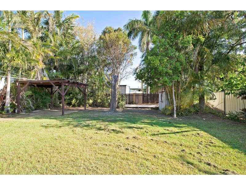 47 Arthur Street, Woody Point QLD 4019