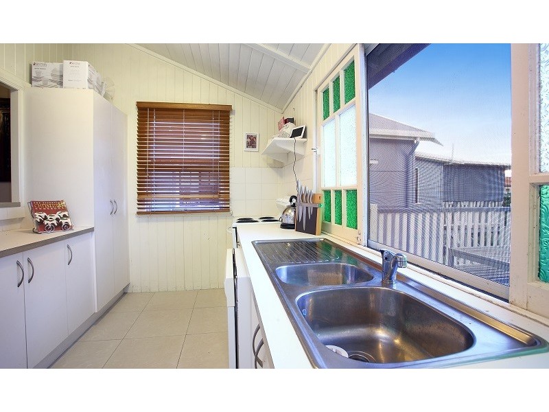 22A Yacht Street, Clontarf QLD 4019