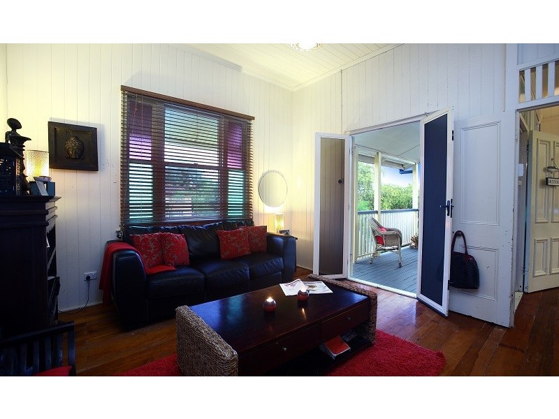 22A Yacht Street, Clontarf QLD 4019