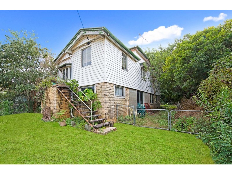 56 Arthur Street, Woody Point QLD 4019