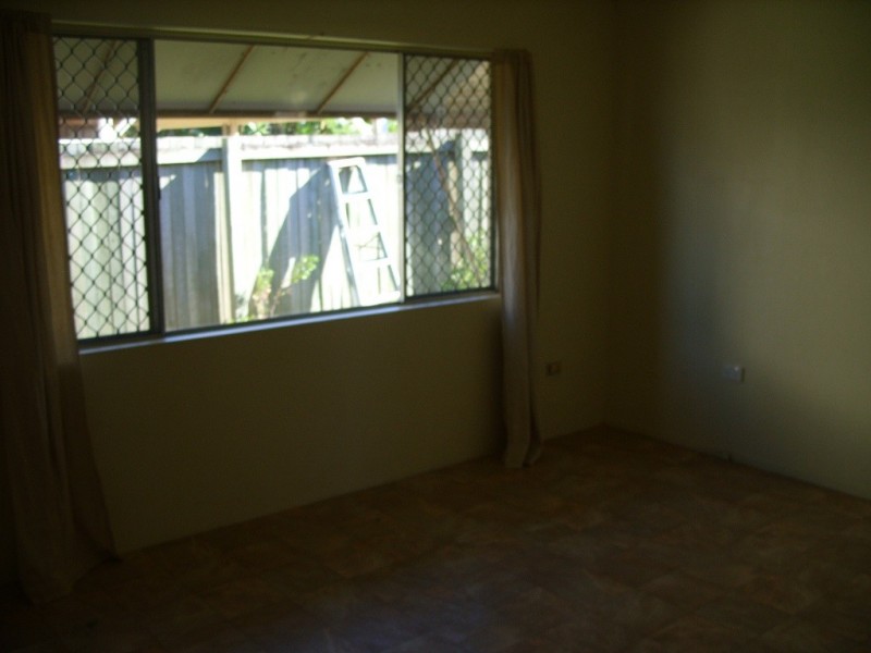 2/22 Hardiman Street, Woody Point QLD 4019