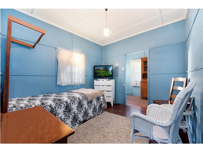 13 Greenup Street, Redcliffe QLD 4020