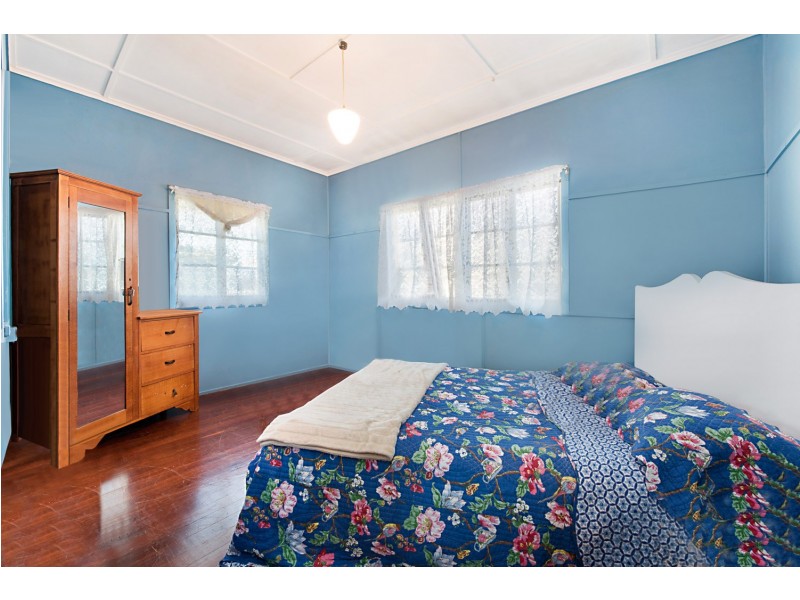 13 Greenup Street, Redcliffe QLD 4020