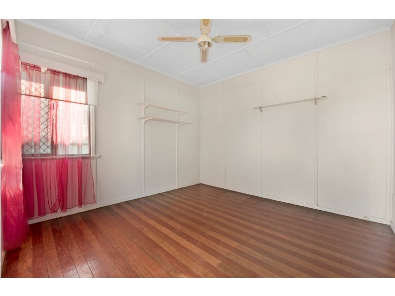 78 Ellen Street, Woody Point QLD 4019