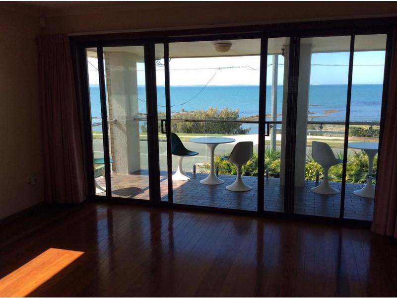 52 Gayundah Esplanade, Woody Point QLD 4019