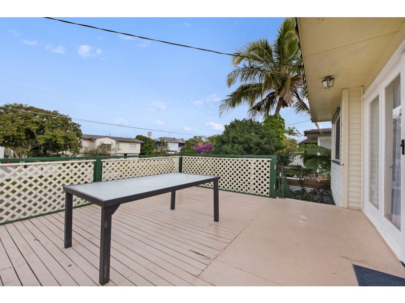 32 Ewan Street, Margate QLD 4019