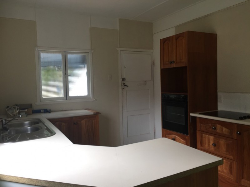 23 Lilla St, Woody Point QLD 4019
