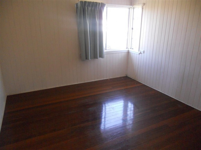 82 Ellen Street, Woody Point QLD 4019