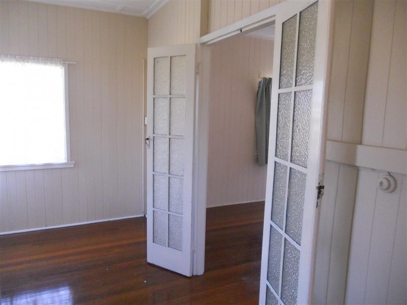 82 Ellen Street, Woody Point QLD 4019