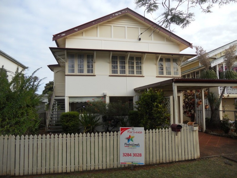 5 Eversleigh  Road, Scarborough QLD 4020
