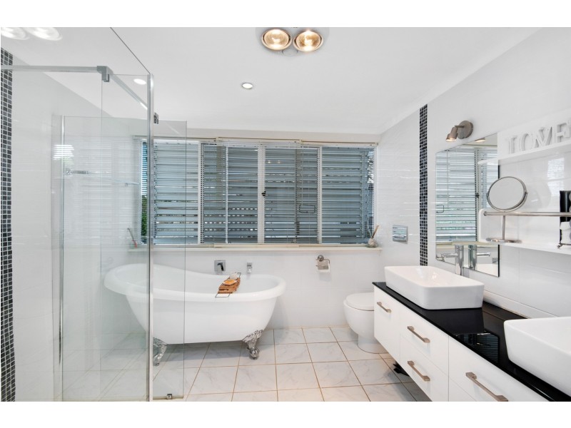 14 Ellen Street, Woody Point QLD 4019