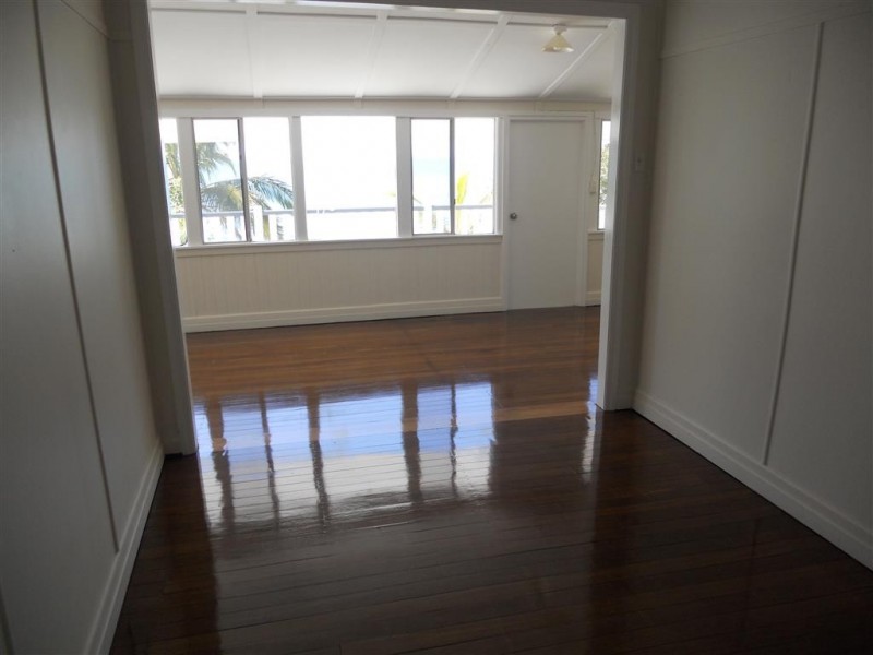 50 whytecliffe Parade, Woody Point QLD 4019