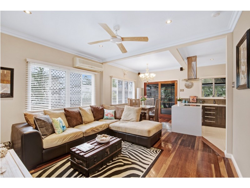 1 Short Street, Woody Point QLD 4019