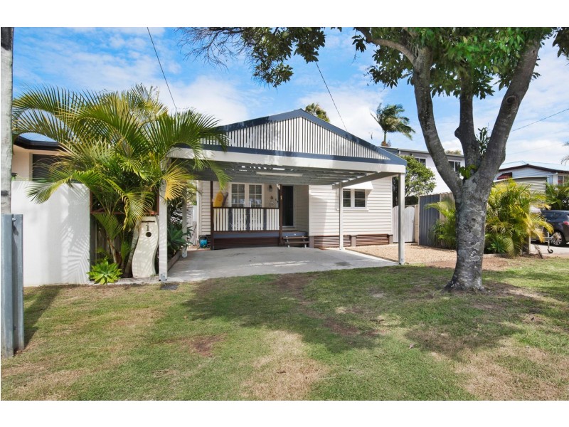1 Short Street, Woody Point QLD 4019