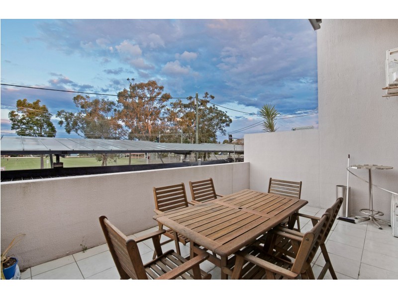 2/249 Oxley Avenue, Margate QLD 4019