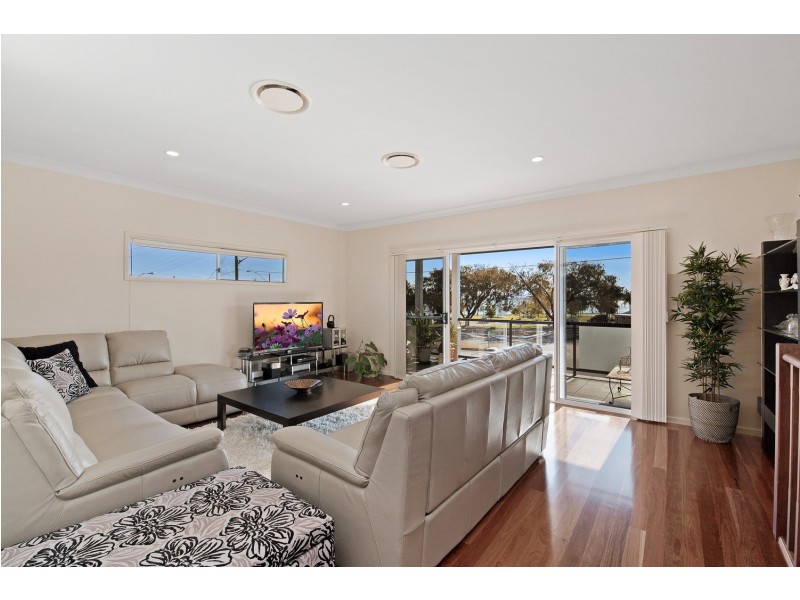 60 Oxley Avenue, Woody Point QLD 4019