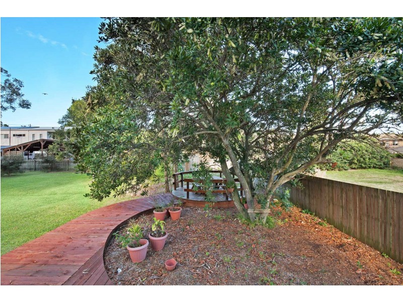 60 Oxley Avenue, Woody Point QLD 4019