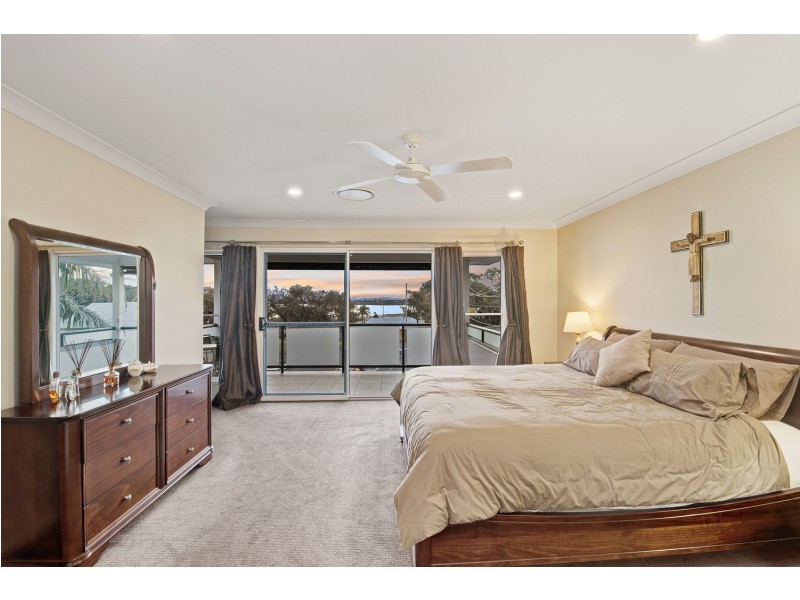 60 Oxley Avenue, Woody Point QLD 4019