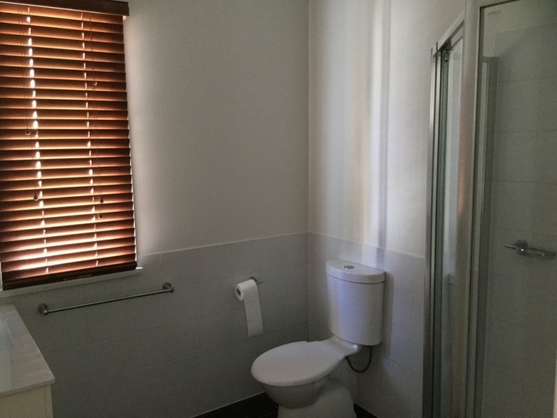 77 King Street, Woody Point QLD 4019