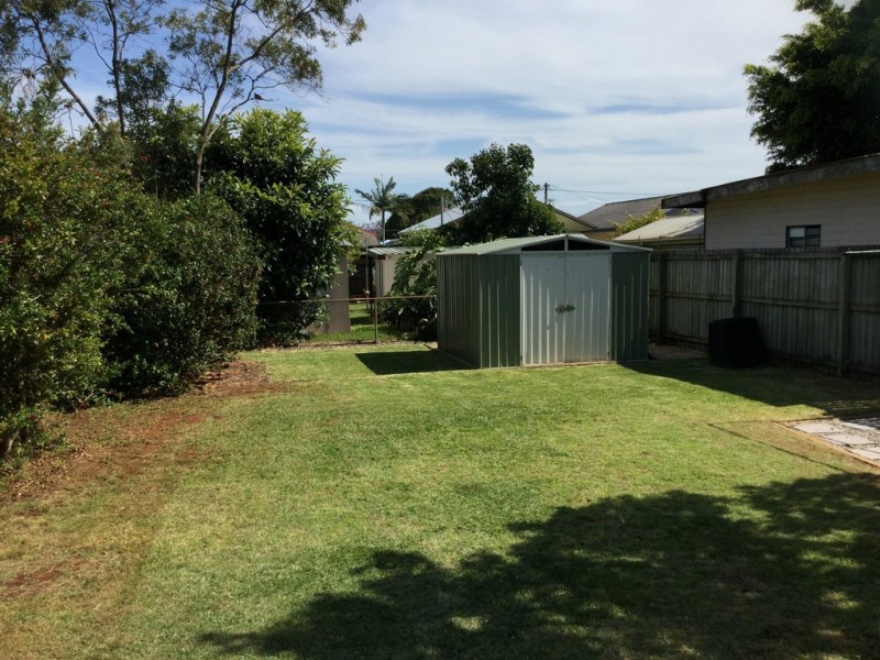 77 King Street, Woody Point QLD 4019