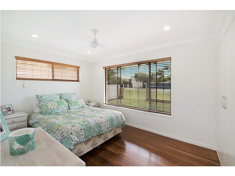 327 Elizabeth Avenue, Clontarf QLD 4019