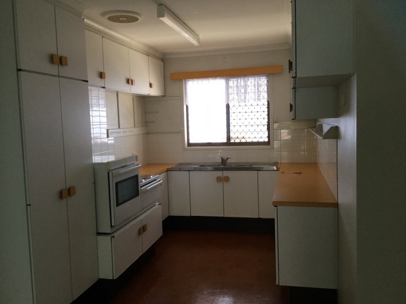 114 King Street, Woody Point QLD 4019