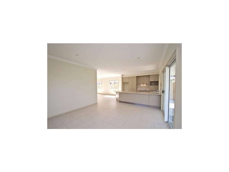 17 Yacht Street, Clontarf QLD 4019
