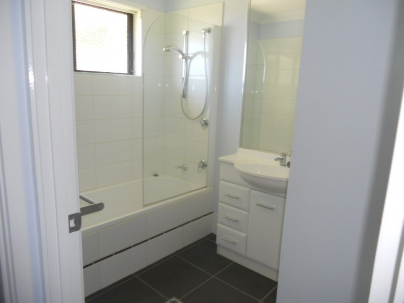 24 Nathan Road, Kippa-ring QLD 4021