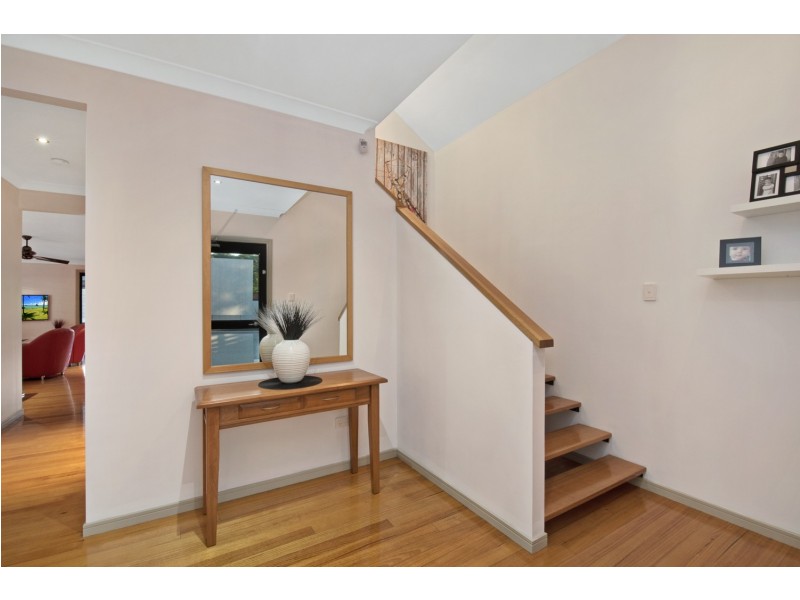 218 Prince Edward Parade, Scarborough QLD 4020