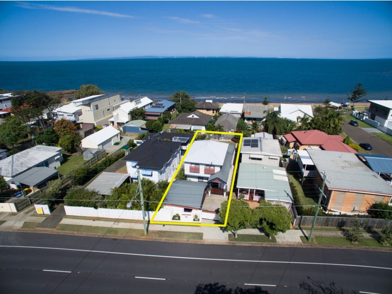 218 Prince Edward Parade, Scarborough QLD 4020