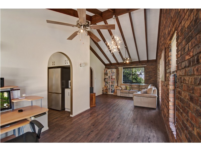 18 Cheshire Street, Kippa-ring QLD 4021