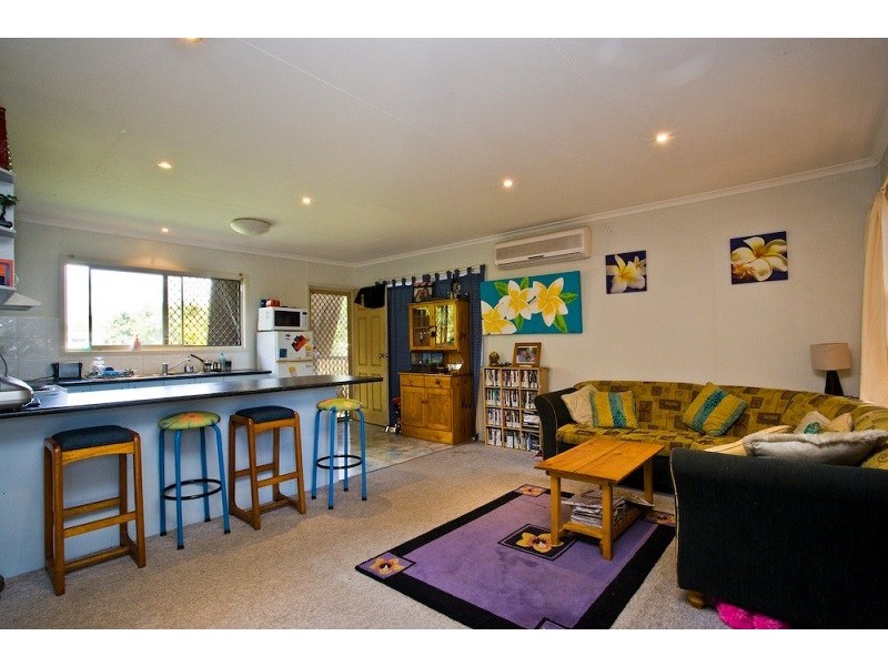 38 Essey Street, Clontarf QLD 4019