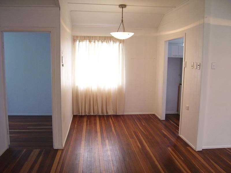 2 Dodds Street, Margate QLD 4019