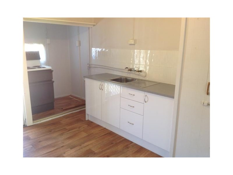 4/3 Henry Street, Redcliffe QLD 4020