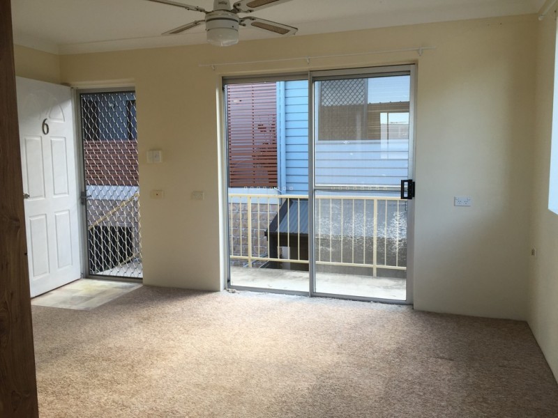 6/32 Georgina Street, Woody Point QLD 4019