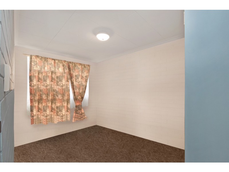 2/124 Hornibrook Esplanade, Clontarf QLD 4019