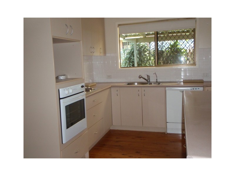 124 Elizabeth Avenue, Clontarf QLD 4019