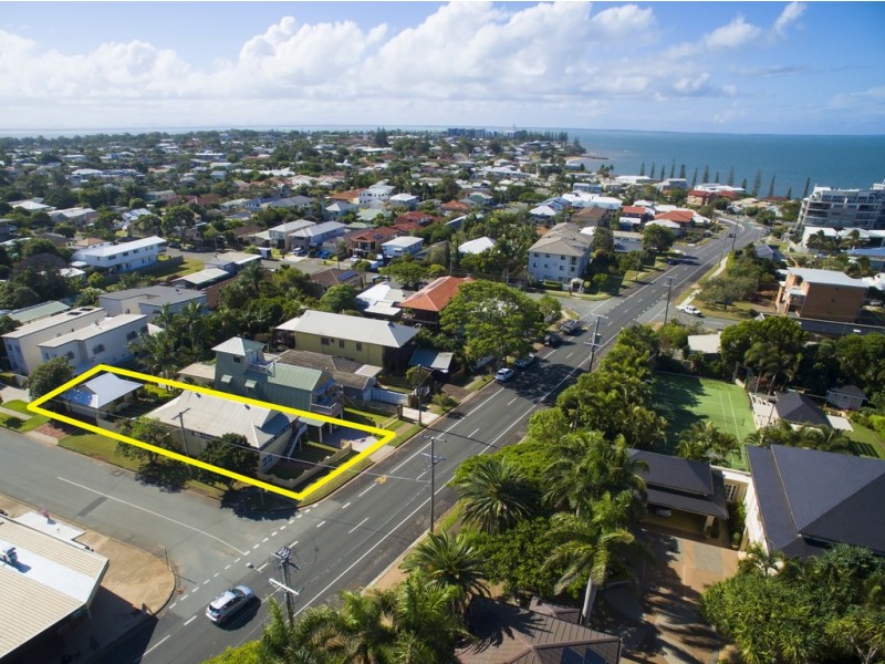 97 Prince Edward Parade, Scarborough QLD 4020